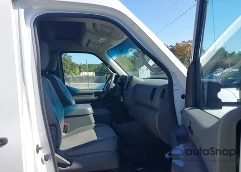2013 Nissan Nv Cargo Nv2500 Hd Sv V8 из США, поврежденный, VIN 1N6AF0LY3DN113547